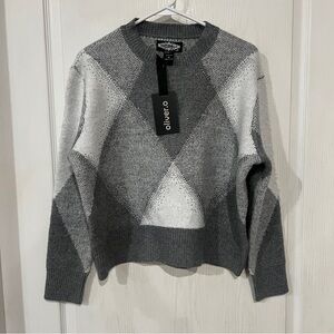 NWT Oliver O Women's Gray Argyle Sweater